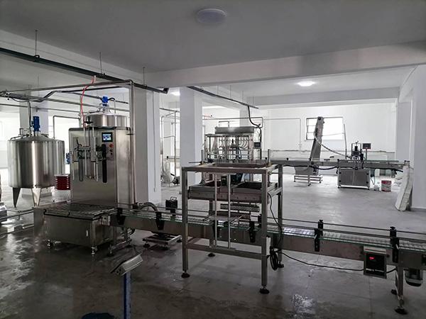 銷售整套液態(tài)肥生產(chǎn)設備 每天30噸液體化肥發(fā)酵設備灌裝設備